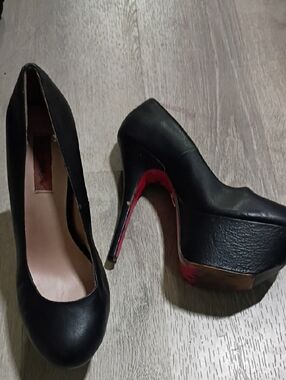 Women's Black Platform Stiletto Pumps with Red Accent